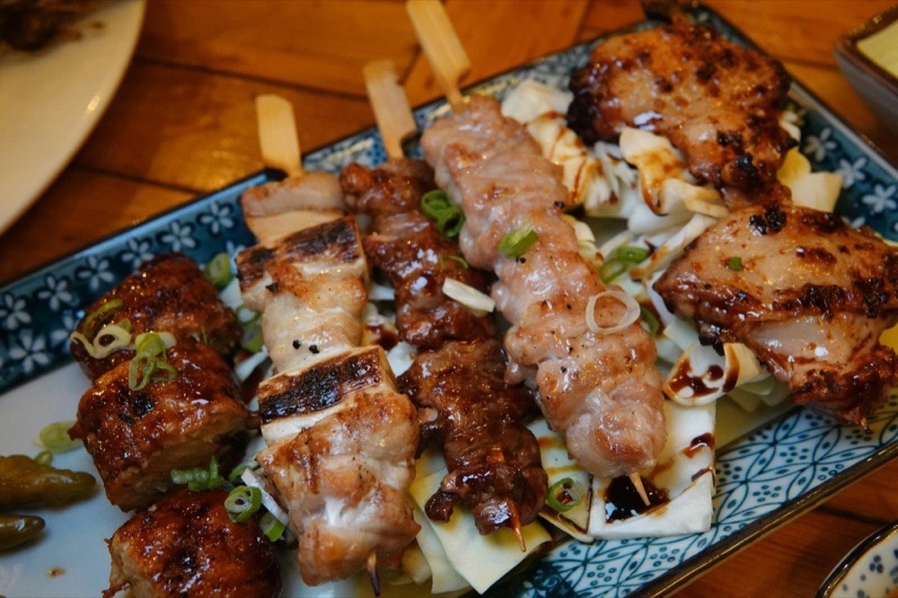 串焼きの盛り合わせの盛り付け例